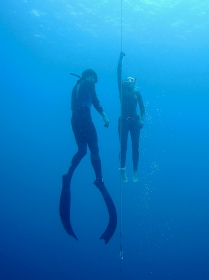 When it comes to freediving, SAFE is SEXY. Get your formal freediving course on.